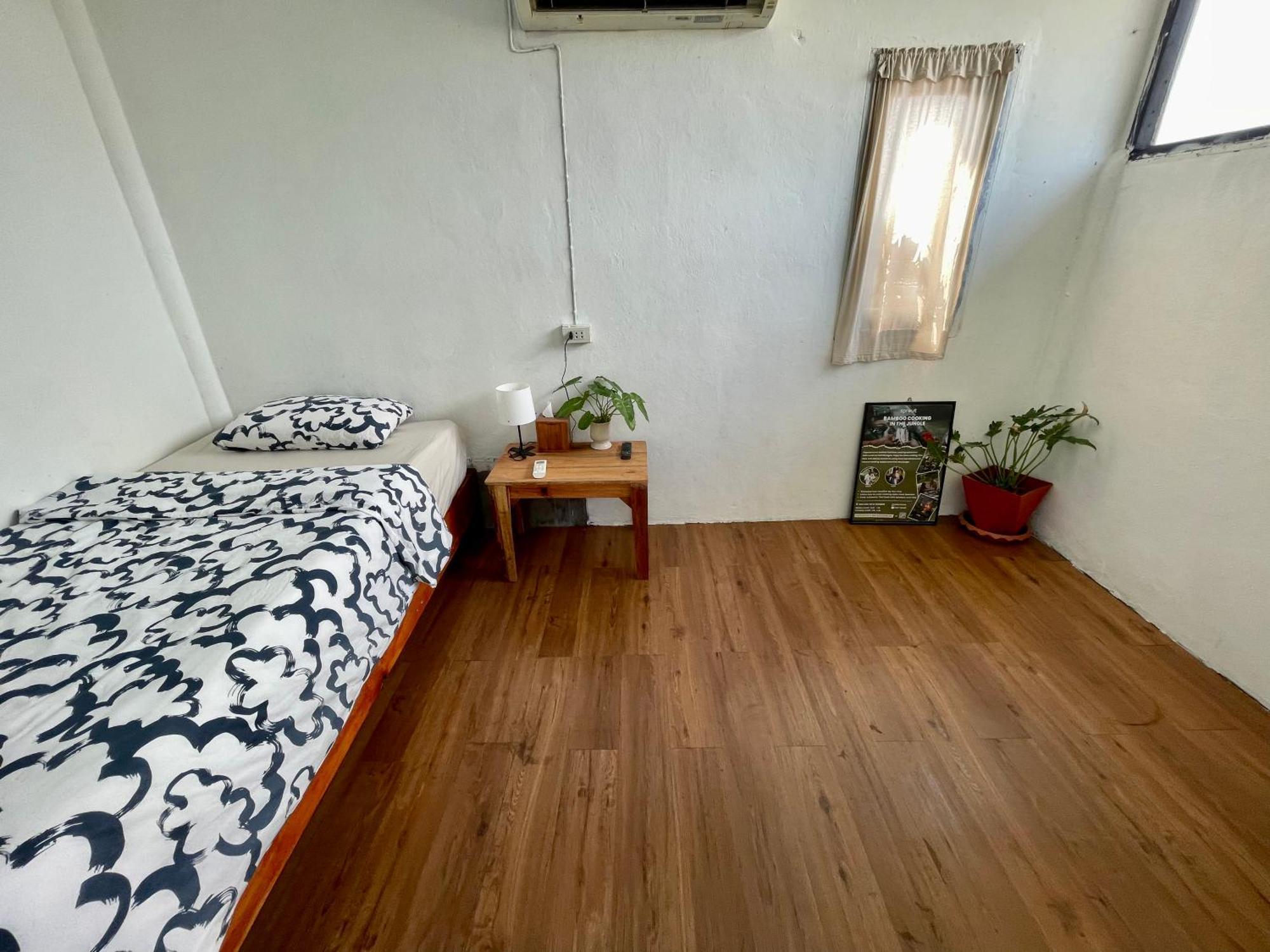 Budget Room Koh Phangan Pier With Ac Εξωτερικό φωτογραφία